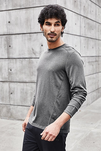 OGIO® - Long Sleeve Pulse Crew. OE321