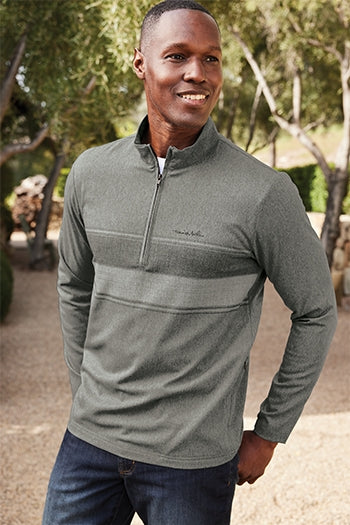 TravisMathew - Balboa Chest Stripe 1/4-Zip. TM1MZ340