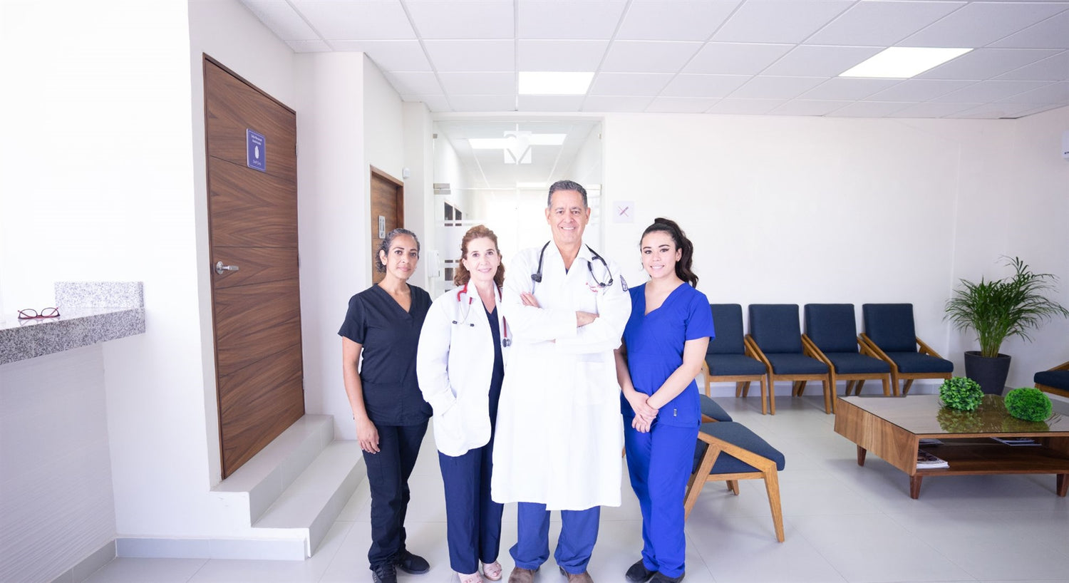 Trends in Medical Uniforms: Stylish and Functional Options for Healthcare Workers