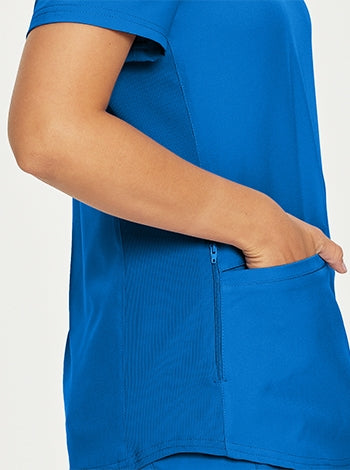 Landau - Forward Women's 3-Pocket V-Neck Scrub Top. LT100