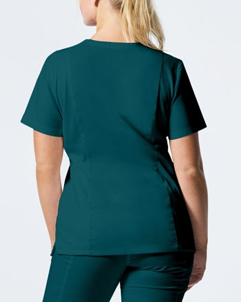 Landau - ProFlex Women's 3-Pocket V-Neck Scrub Top. LT105
