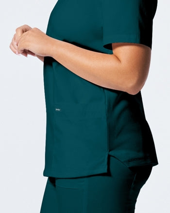 Landau - ProFlex Women's 3-Pocket V-Neck Scrub Top. LT105