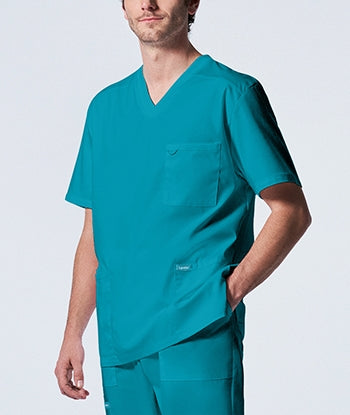 Landau - ProFlex Men's 4-Pocket V-Neck Scrub Top. LT109