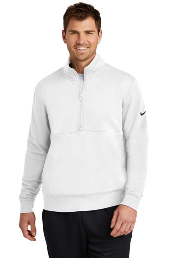 Nike - Club Fleece Sleeve Swoosh 1/2-Zip. NKDX6718