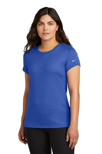 Nike - Ladies Swoosh Sleeve rLegend Tee. NKDX8734