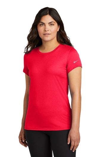 Nike - Ladies Swoosh Sleeve rLegend Tee. NKDX8734