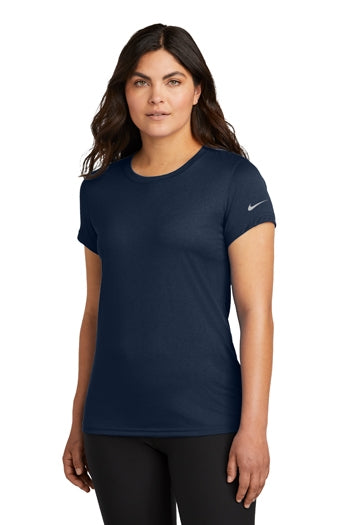 Nike - Ladies Swoosh Sleeve rLegend Tee. NKDX8734