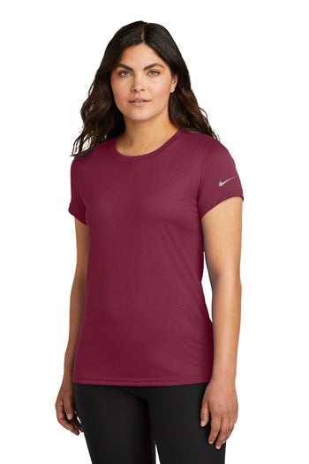 Nike - Ladies Swoosh Sleeve rLegend Tee. NKDX8734