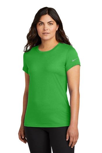 Nike - Ladies Swoosh Sleeve rLegend Tee. NKDX8734