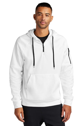 Nike - Therma-FIT Pocket 1/4-Zip Fleece Hoodie. NKFD9742