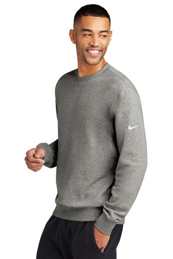 Nike - Club Fleece Crew. NKFD9863