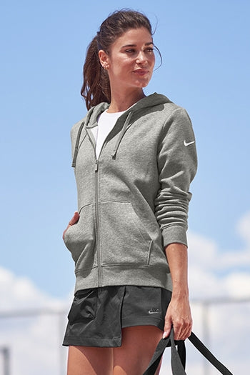 Nike - Women's Club Fleece Sleeve Swoosh Full-Zip Hoodie. NKFD9890