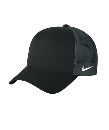 Nike - Snapback Mesh Trucker Cap. NKFN9893