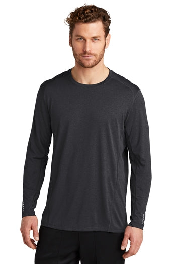 OGIO® - Long Sleeve Pulse Crew. OE321